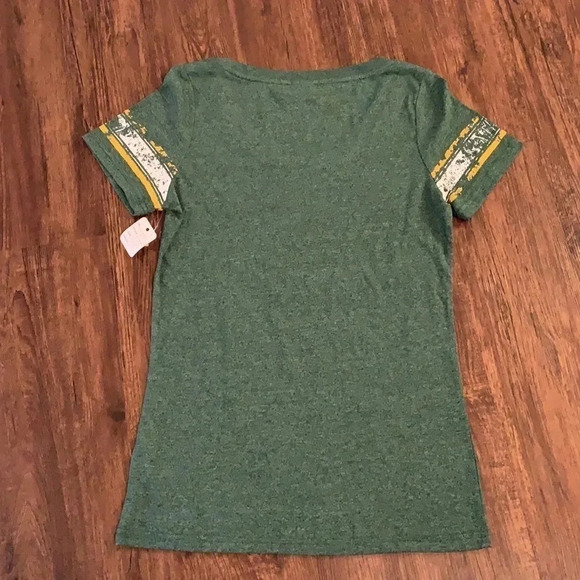 Baylor Bears T-Shirt Green Size Medium NWT - Picture 2 of 7